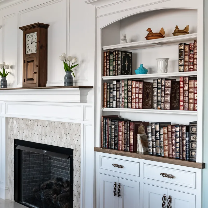 Built-in bookcase and entertainment cabinetry, Columbus, OH area