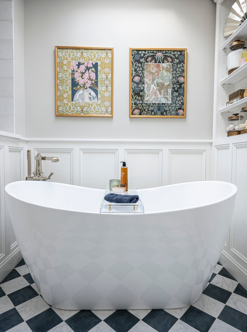 Finished custom bathroom remodel in Central Ohio