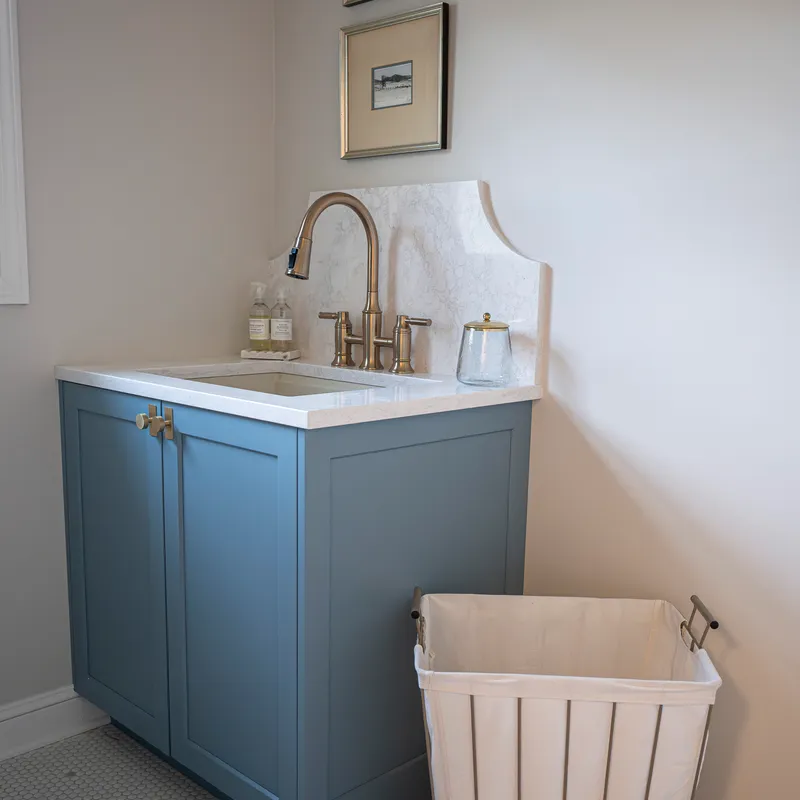 Custom blue laundry room cabinetry, Columbus, OH area